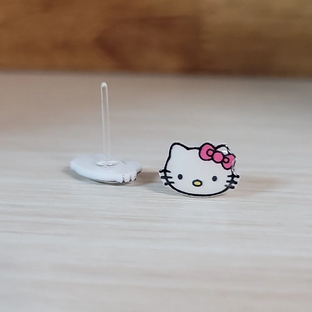 HELLO KITTY METAL-FREE EARRINGS